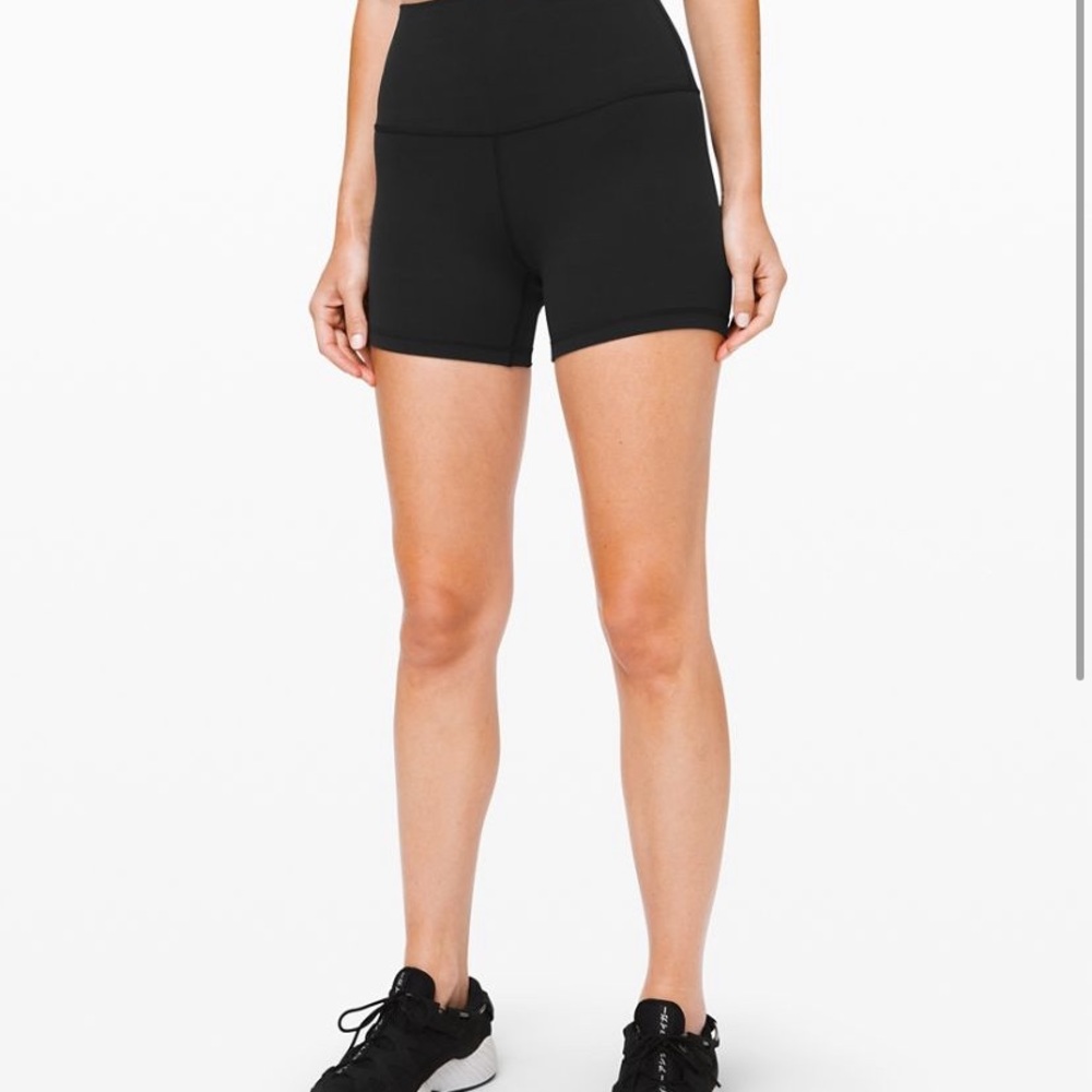 LOOKING FOR size 4 or 6 Align short 4”